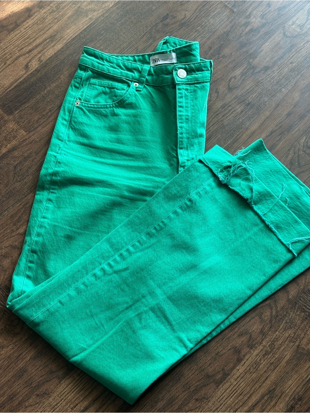 ZARA Women's Bright Green Straight-Leg Jeans